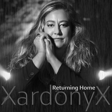 Returning Home ft. Pascale Kemper | Boomplay Music