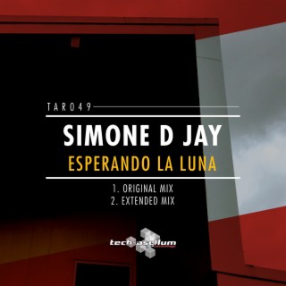 Simone D Jay