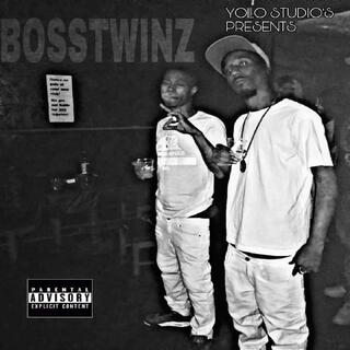 Favors (BOSSTWINZ) lyrics | Boomplay Music