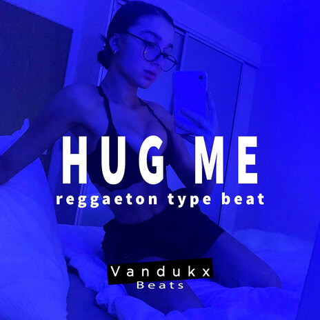 Hug me R | Boomplay Music