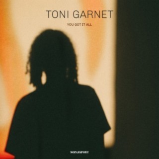 Toni Garnet