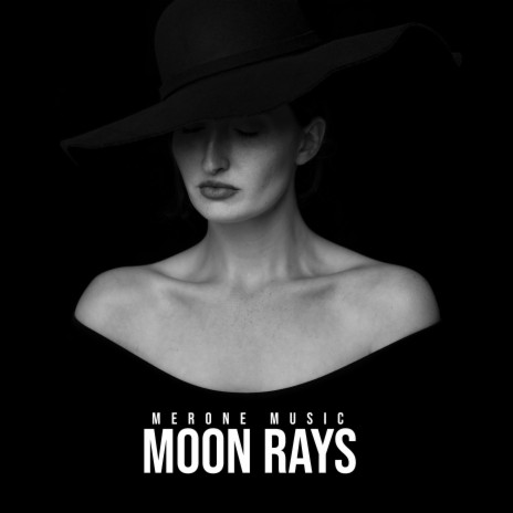 Moon Rays | Boomplay Music