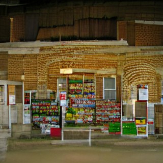 GROCERY STORES IN THE BOONS.