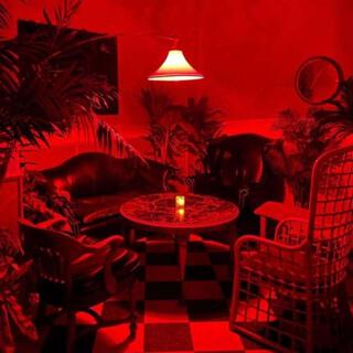 RED ROOM