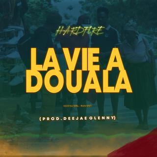 LA VIE A DOUALA