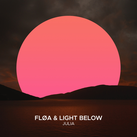 Julia (Extended Mix) ft. Light Below | Boomplay Music