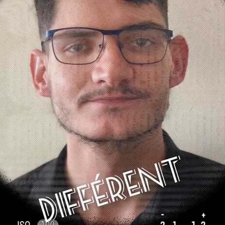 Différent | Boomplay Music