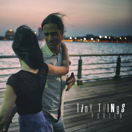 Tiny Things | Boomplay Music