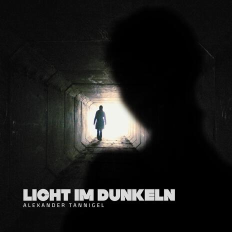 Licht im Dunkeln | Boomplay Music