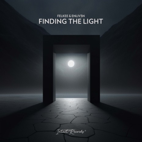 Finding The Light ft. ENLIV3N | Boomplay Music