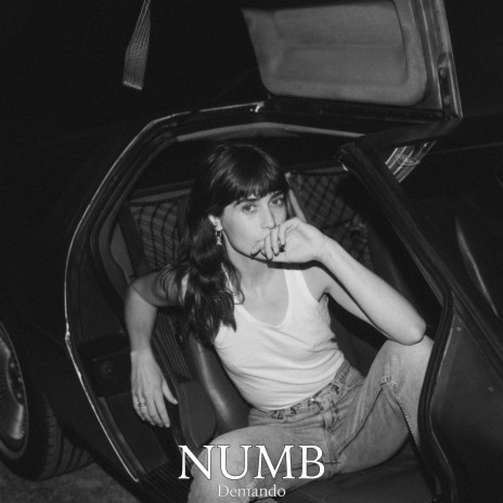 Numb | Boomplay Music