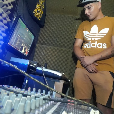 Si Te Vas Beby F | Boomplay Music