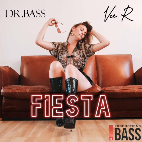 Fiesta (feat. Vee R) | Boomplay Music