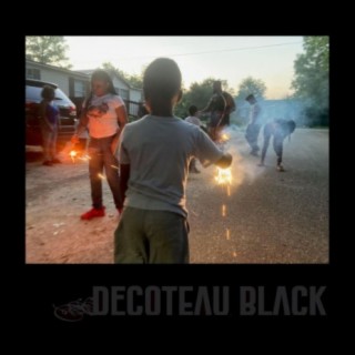 Decoteau Black