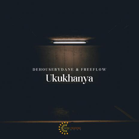 Ukukhanya ft. Freeflow | Boomplay Music