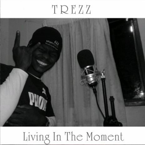 Living In The Moment | Boomplay Music