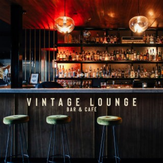 vVv Vintage Lounge Bar & Café vVv