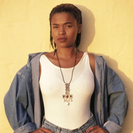 Nia Long