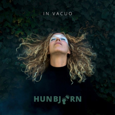 In Vacuo | Boomplay Music