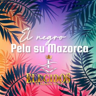 El Negro Pela Su Mazorca