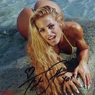 Trish Stratus