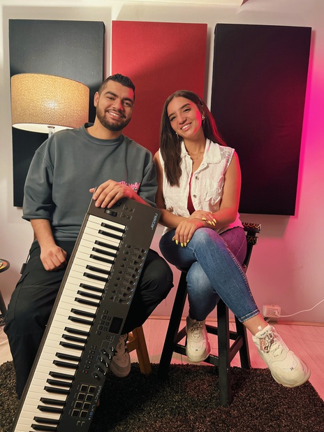 في بالي كلام ft. Myrna Shalaby | Boomplay Music