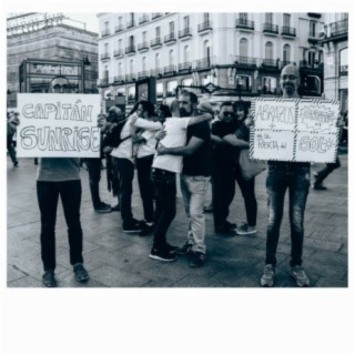 Abrazos gratis en la Puerta del Sol