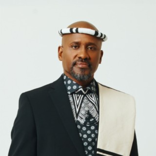 Ringo Madlingozi