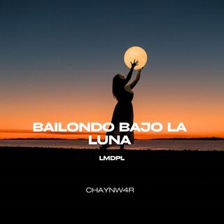 Bailondo bajo la luna lyrics | Boomplay Music