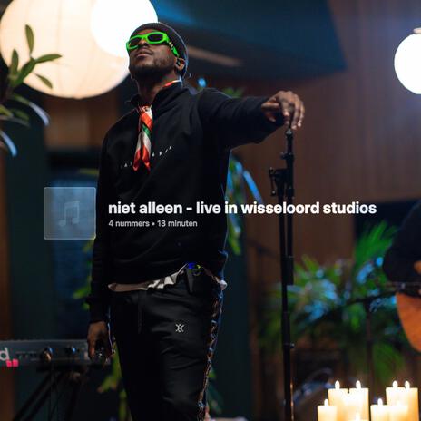 we moeten praten. - live wisseloord studios ft. The Fishermans Collective | Boomplay Music