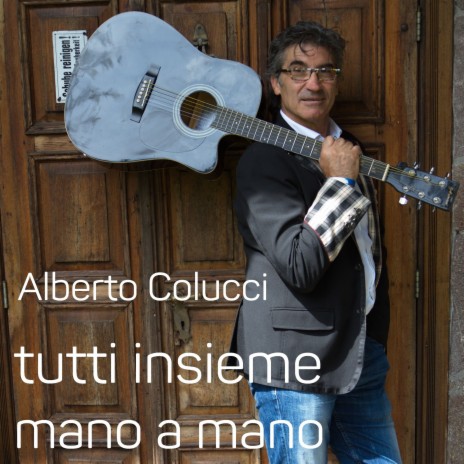 Tutti insieme mano a mano | Boomplay Music