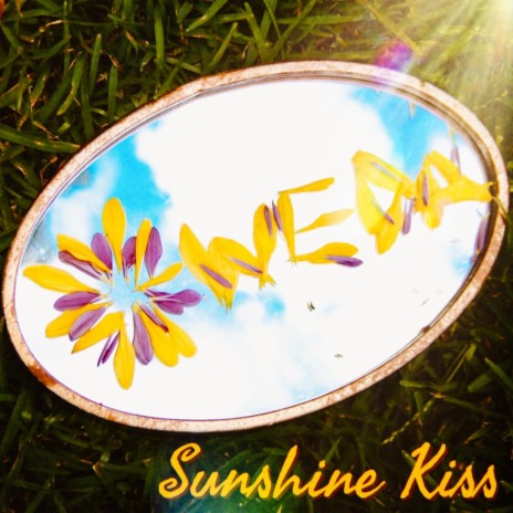 Sunshine Kiss | Boomplay Music