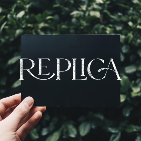 replica