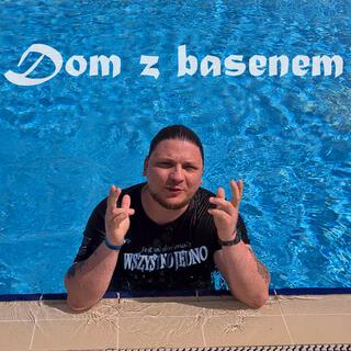 Dom z basenem