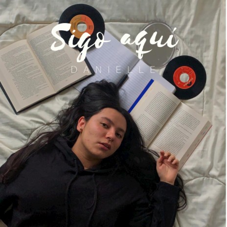 Sigo Aquí | Boomplay Music