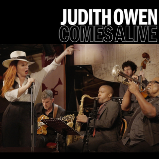 Comes Alive (Live from Marians Jazzroom - Bern, Switzerland)