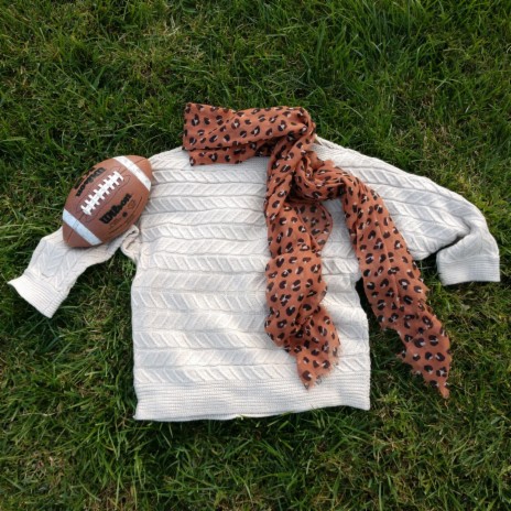 Fall Sweaters and Football Games | Boomplay Music