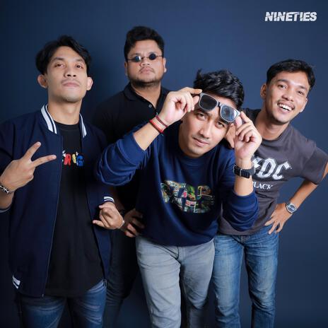 Komang | Boomplay Music