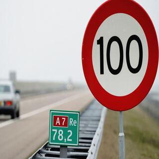 100 km/h