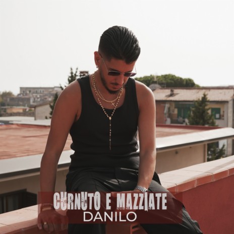 Cornuto E Mazziate | Boomplay Music