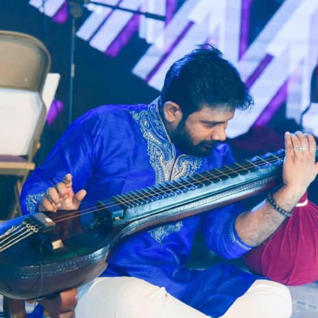 Muthamizh Kaviyae (Veena instrumental) | Boomplay Music