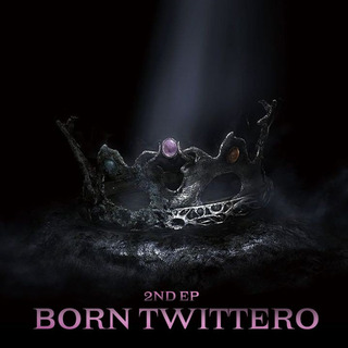 BORN TWITTERO