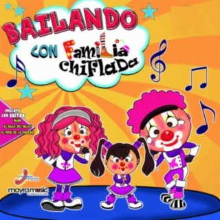 Bailando Con La Familia Chiflada