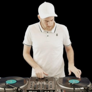 DJ Fong Fong