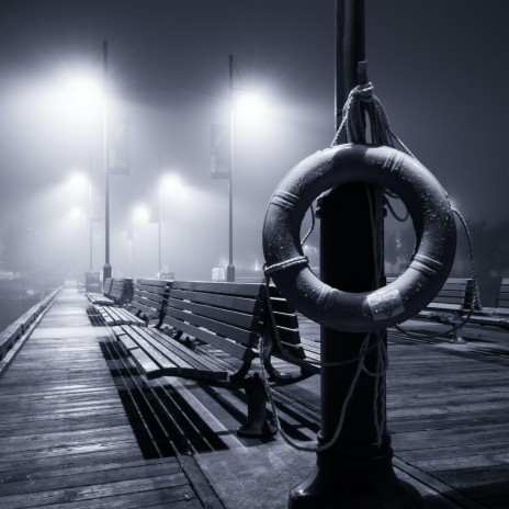 Night fog and loneliness by the seashore (Modern Cinematic) | Boomplay Music