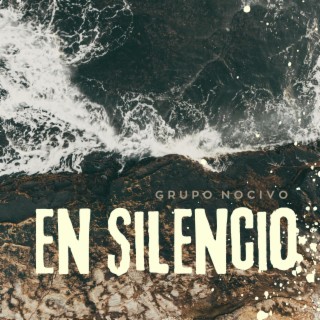 En Silencio