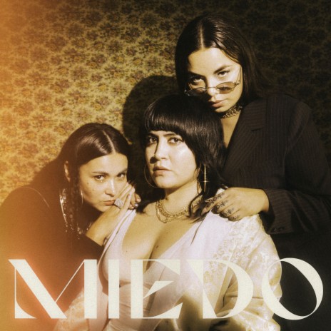 Miedo ft. Ruzica Flores & Rvyo | Boomplay Music