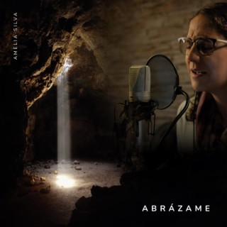 Abrázame