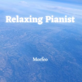 Relaxing Pianist
