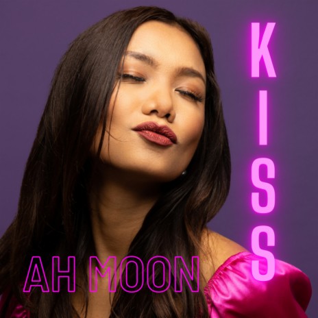 Kiss | Boomplay Music